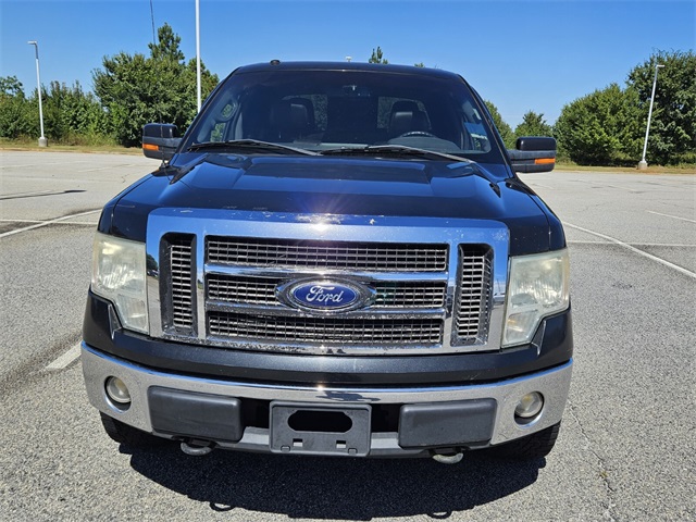 2010 Ford F-150 Lariat photo 2