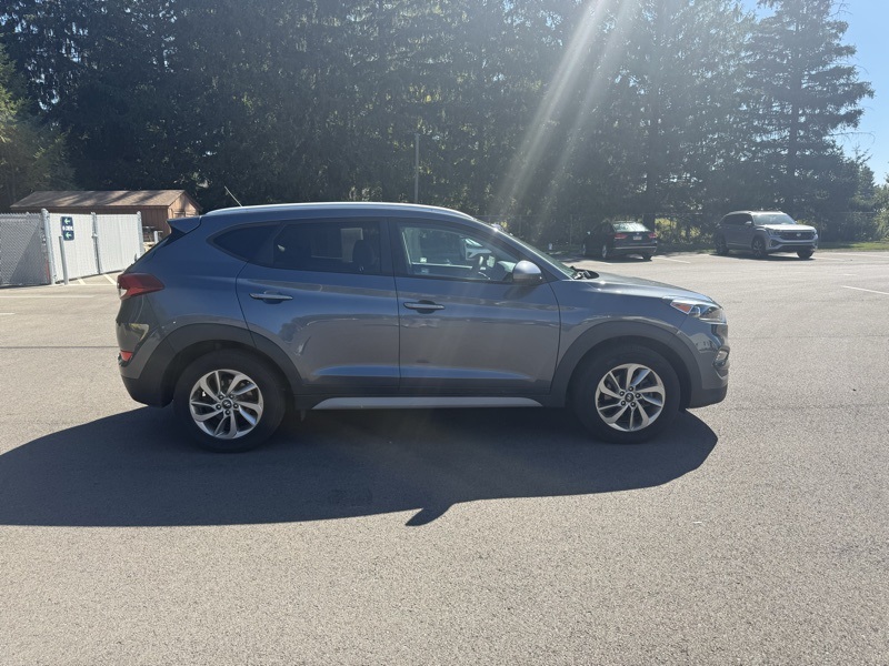 2023 Hyundai Kona SEL photo 3