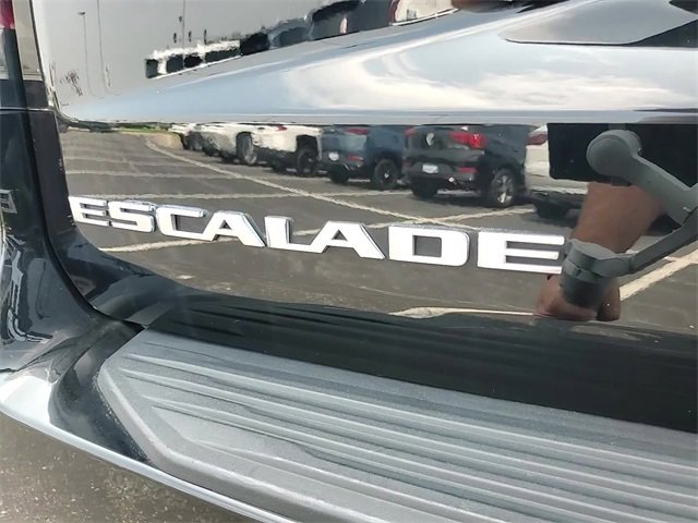 2024 Cadillac Escalade Sport photo 4