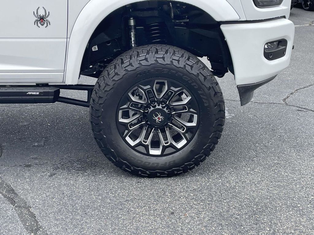 2025 Ram 2500 Big Horn photo 12