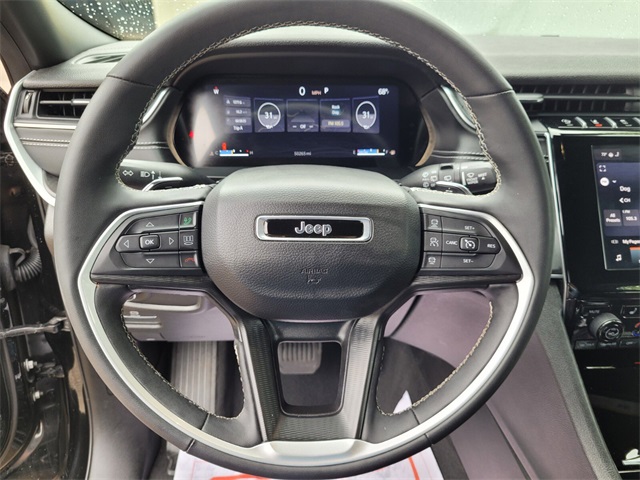 2024 Jeep Grand Cherokee Altitude photo 27