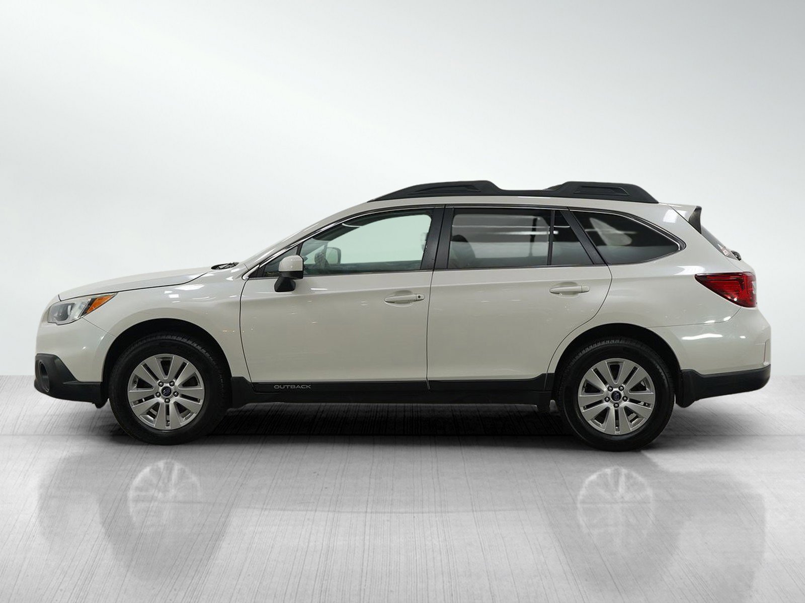 Used 2015 Subaru Outback Premium with VIN 4S4BSBDC0F3267614 for sale in Bloomington, Minnesota