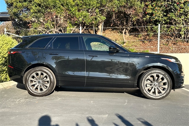 2023 Land Rover Range Rover Velar R-Dynamic S photo 4