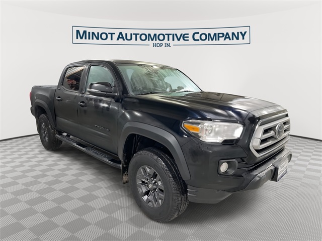 2021 Toyota Tacoma SR5's photo