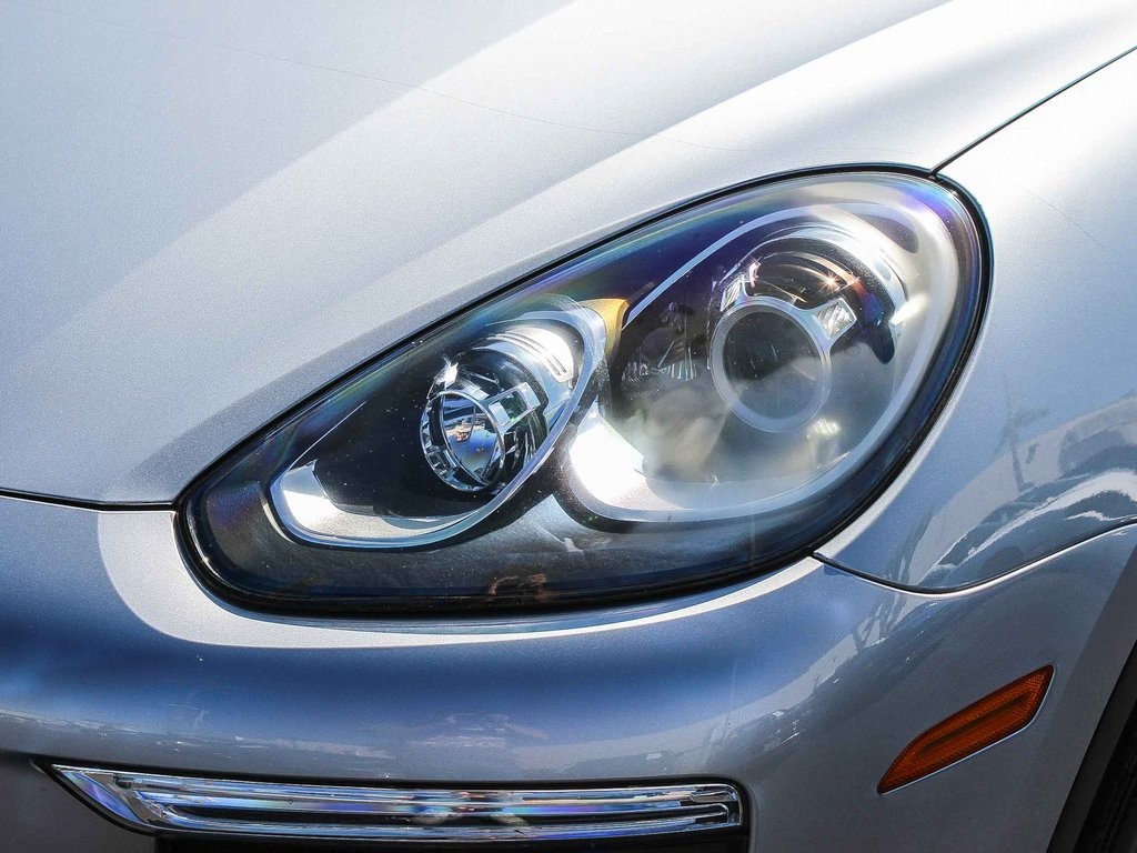 2018 Porsche Cayenne S photo 4