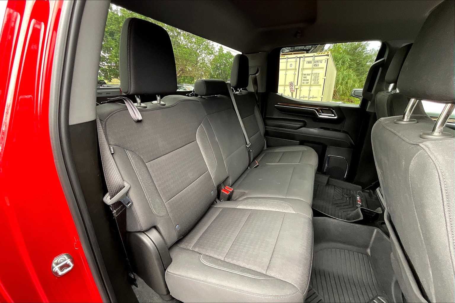 2024 Chevrolet Silverado 1500 LT Trail Boss photo 25