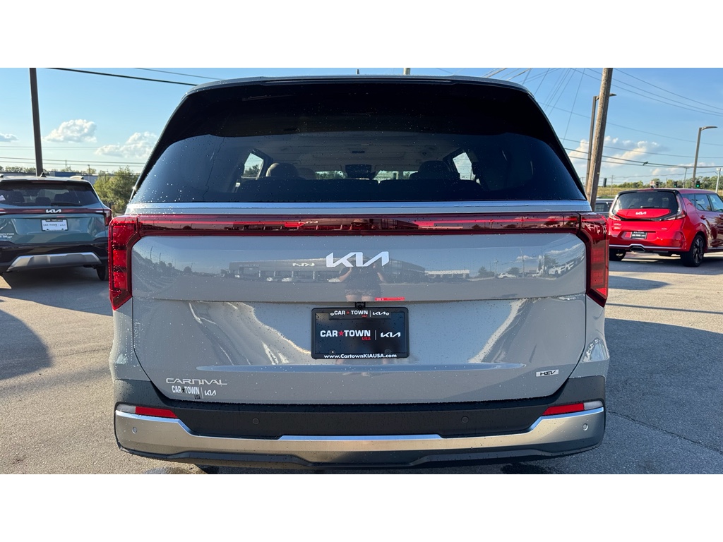 2026 Kia Carnival SX Prestige photo 3