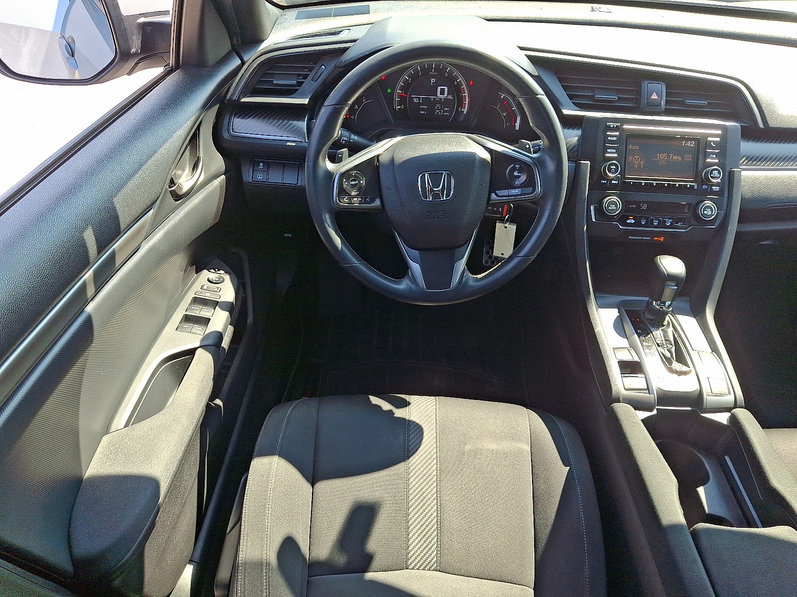 2017 Honda Civic Hatchback Sport photo 12