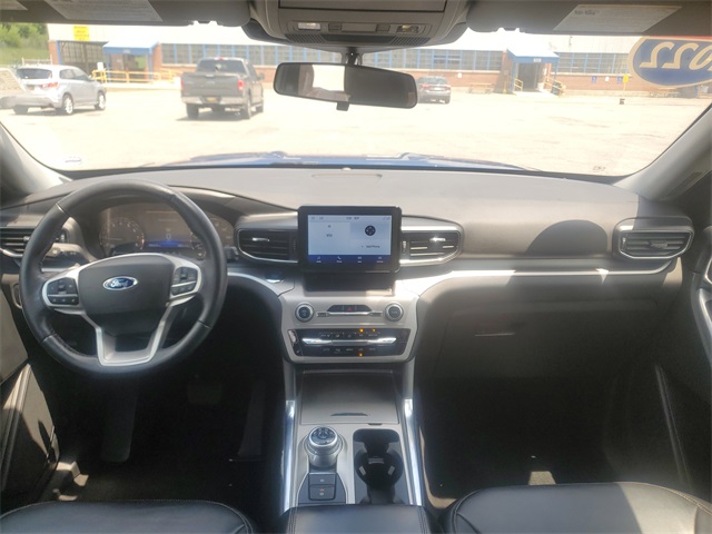 2022 Ford Explorer XLT photo 25