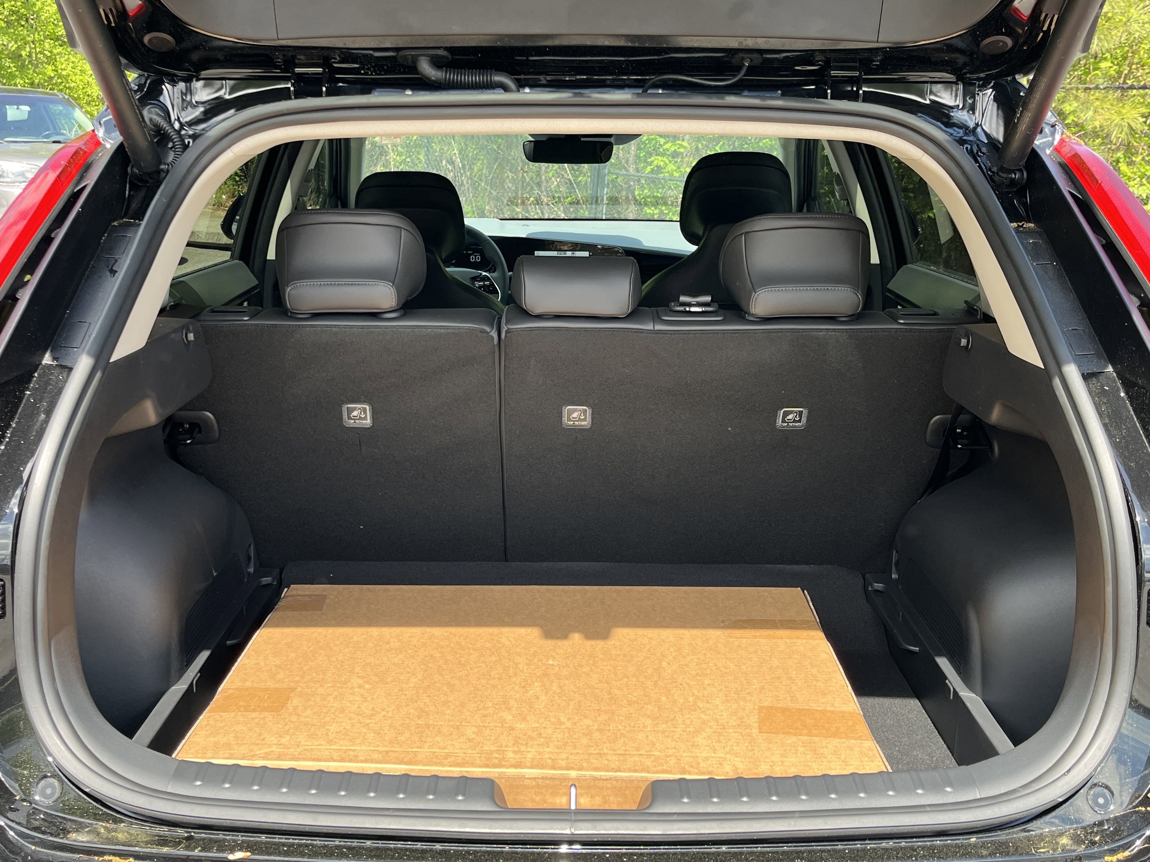 2025 Kia Niro SX Touring photo 19