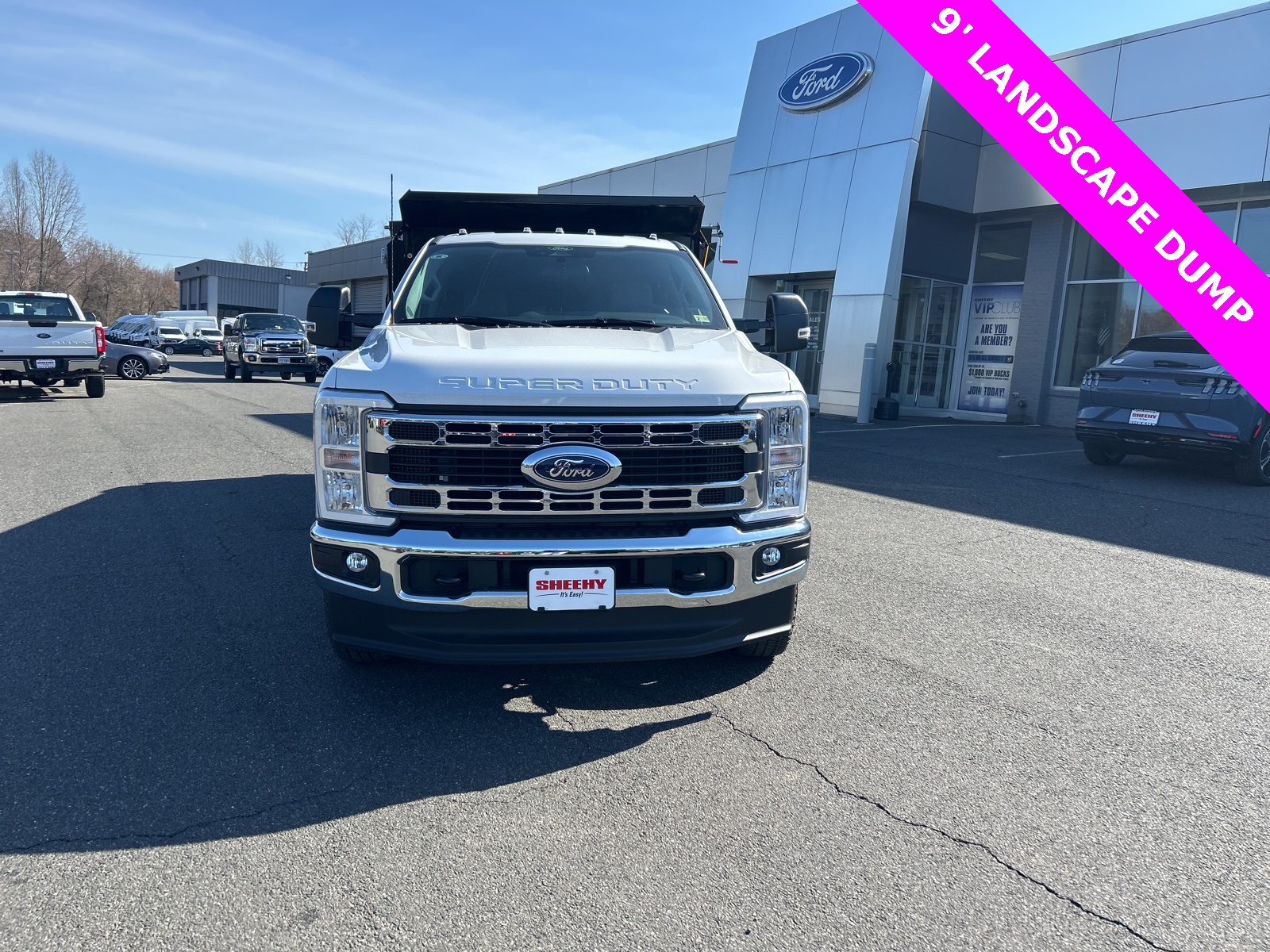 2024 Ford F-350 photo 2