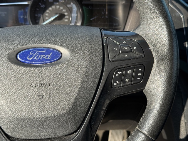 2017 Ford Explorer XLT photo 14