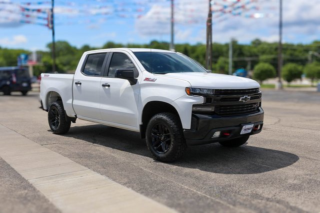 Used 2021 Summit White Chevrolet LT Trail Boss image 1