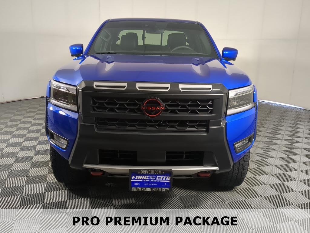 2025 Nissan Frontier PRO-4X photo 2