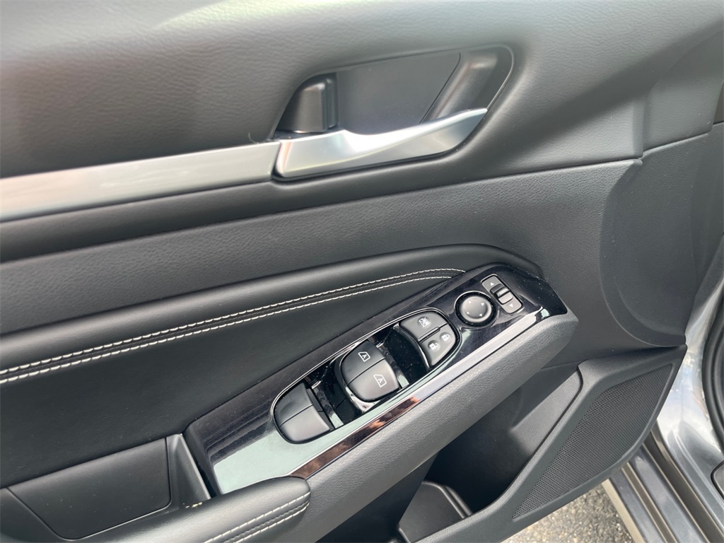 2021 Nissan Altima 2.5 SL photo 11