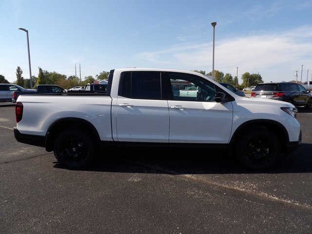 2025 Honda Ridgeline Black Edition photo 8