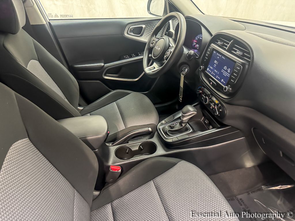 2022 KIA SOUL - Image 24