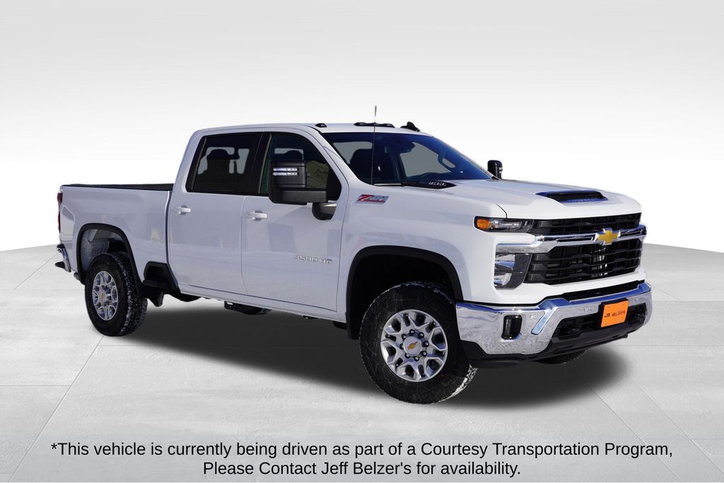 2026 Chevrolet Silverado HD LT's photo