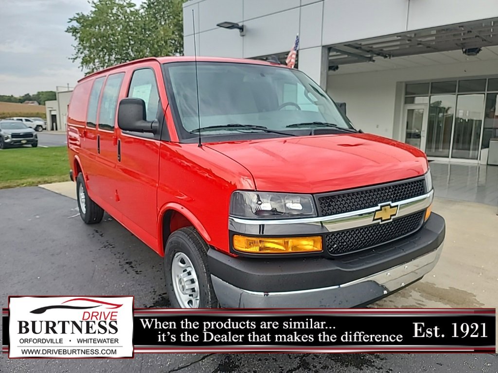 2025 Chevrolet Express Cargo Work Van's photo