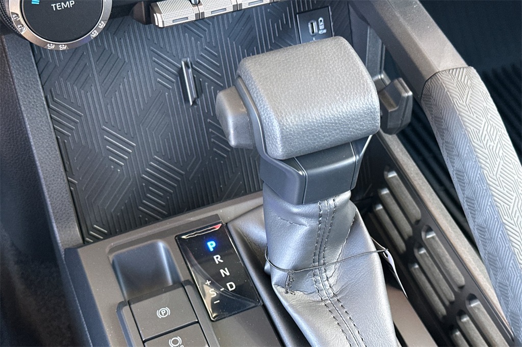 2025 Toyota Tacoma SR5 4x4 Double Cab photo 20