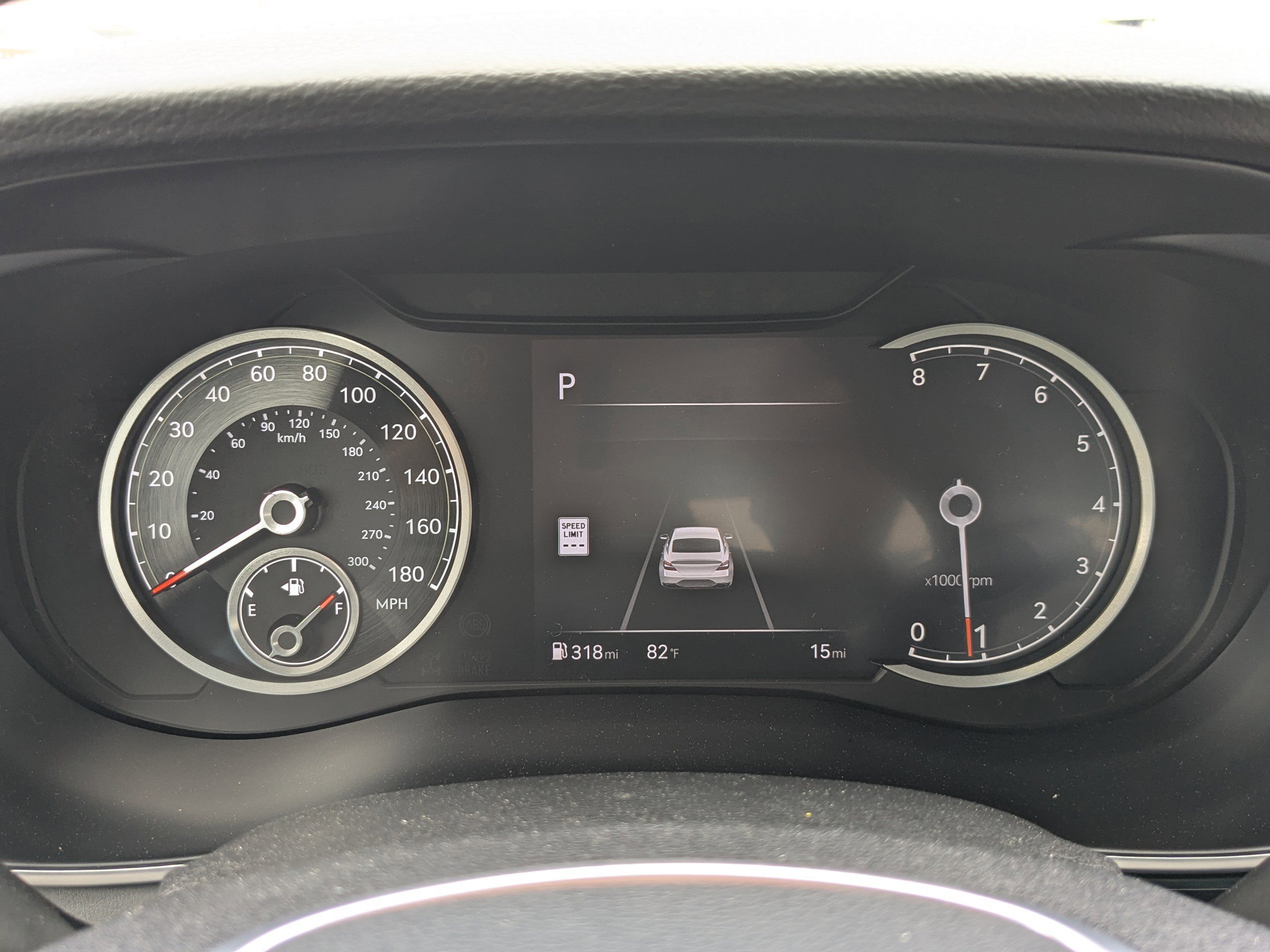 2025 Genesis G70 2.5T photo 22
