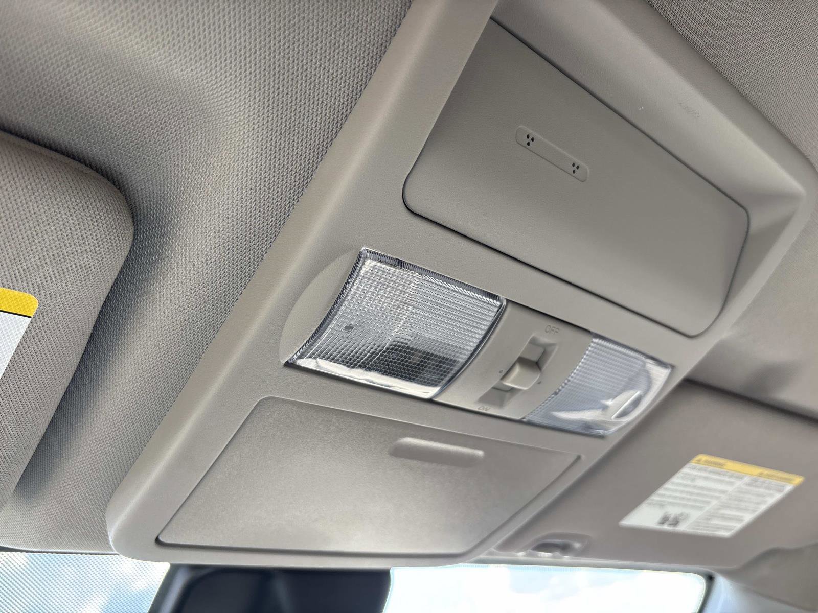 2023 Nissan Frontier SV photo 33