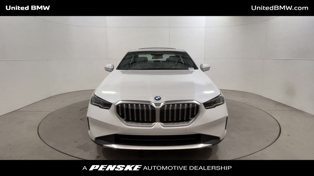 2025 Bmw 530i photo 3