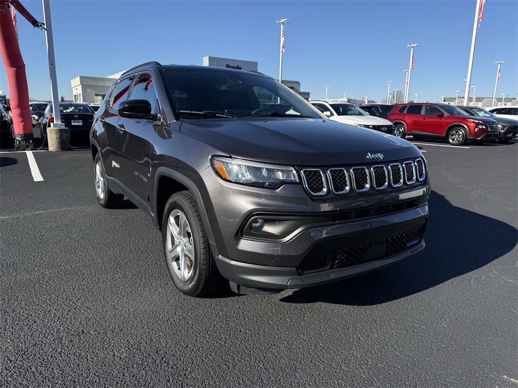 2024 Jeep Compass Latitude's photo