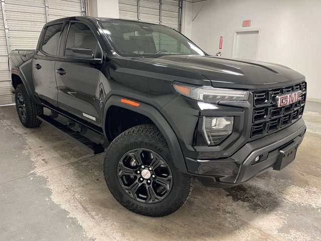 2024 GMC Canyon Elevation's photo