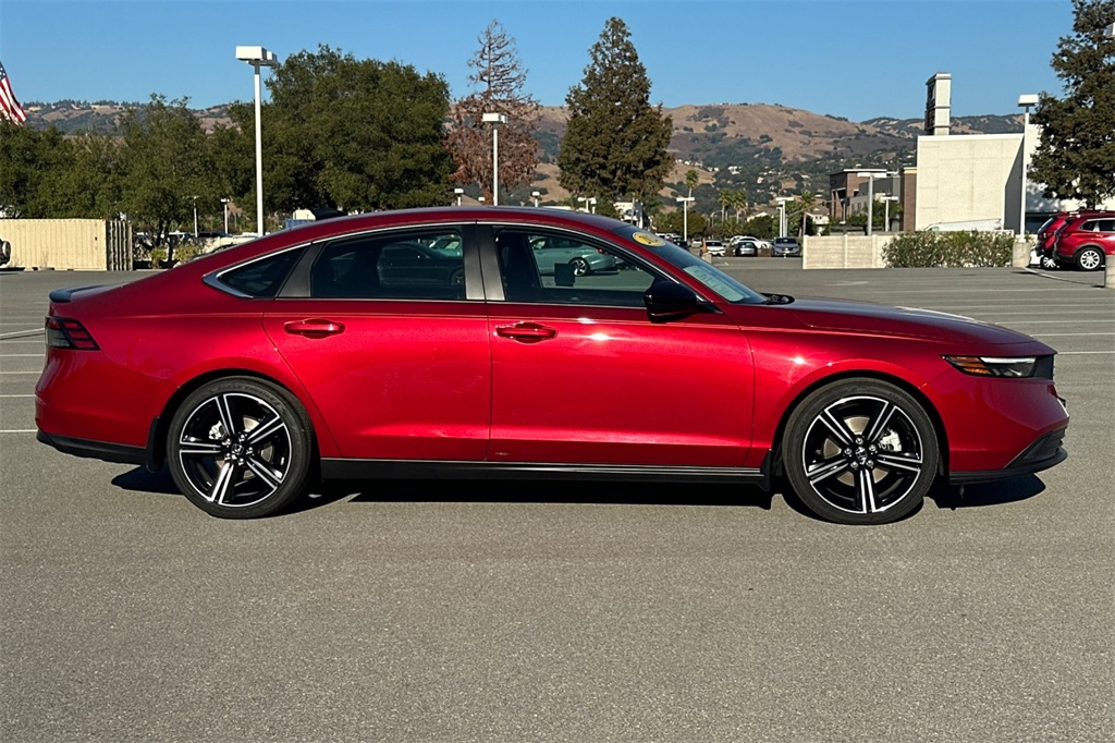 2024 Honda Accord Hybrid Sport photo 3
