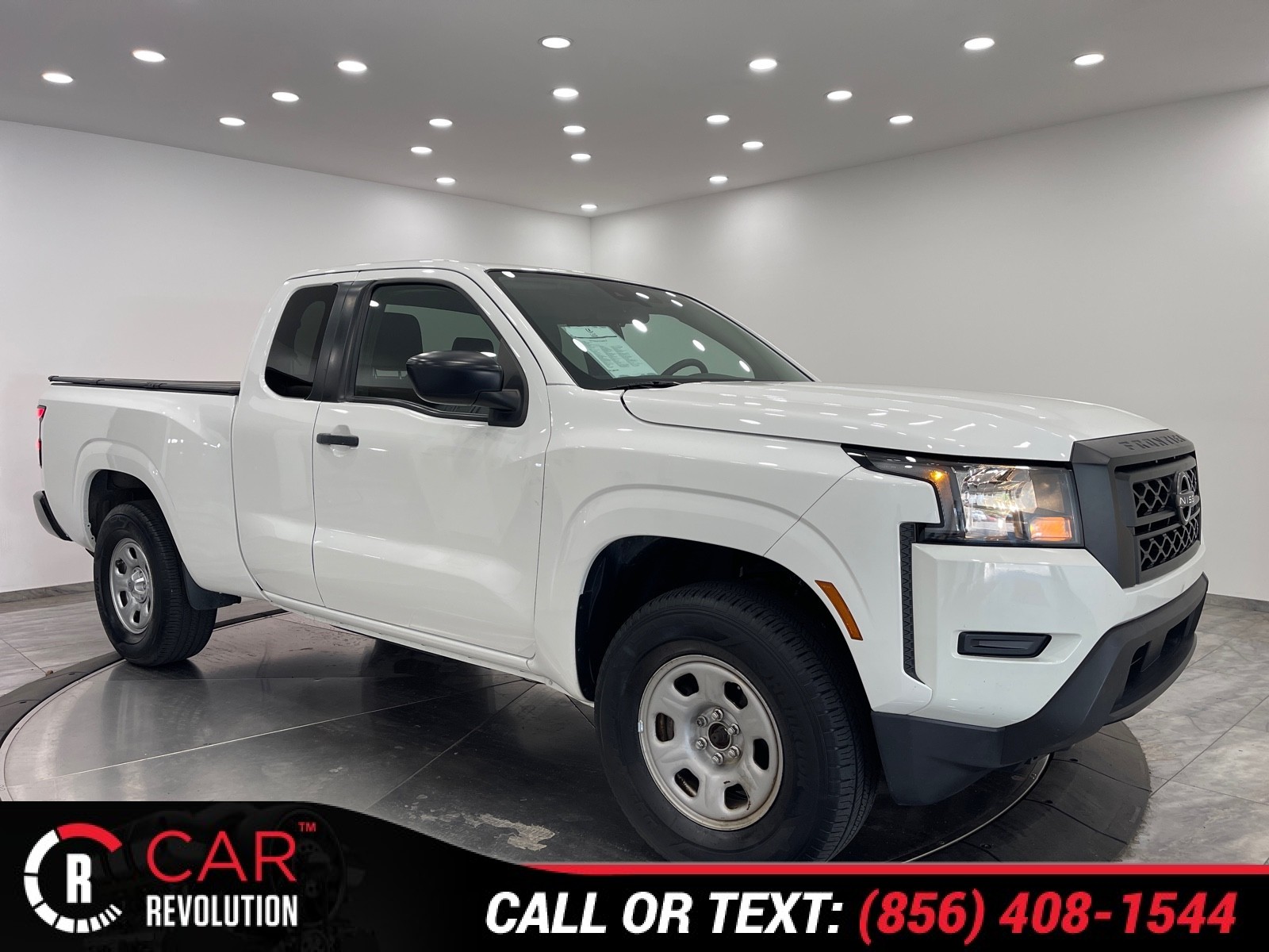 2022 Nissan Frontier S's photo