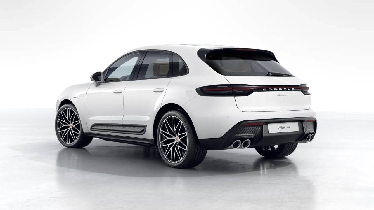 2026 Porsche Macan T photo 3
