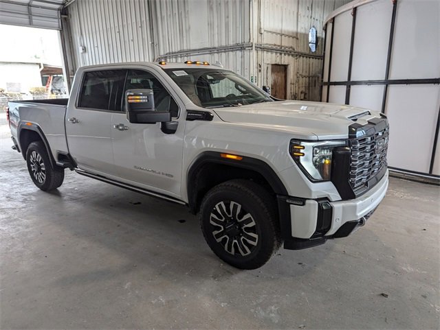 2025 Gmc Sierra 3500 HD Denali Ultimate photo 2