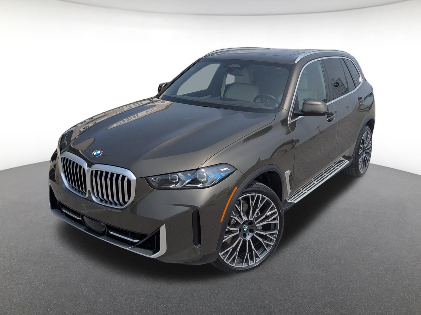 New 2026 Manhattan Green Metallic BMW xDrive40i image 1