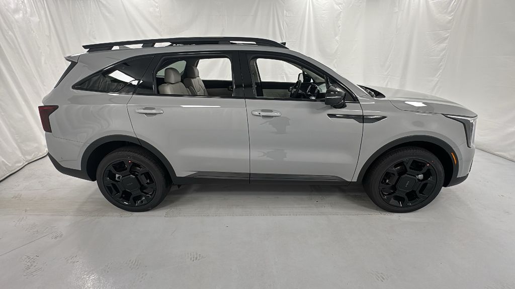 2026 Kia Sorento X-Line SX photo 2