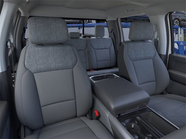 2025 Ford F-150 XLT photo 9