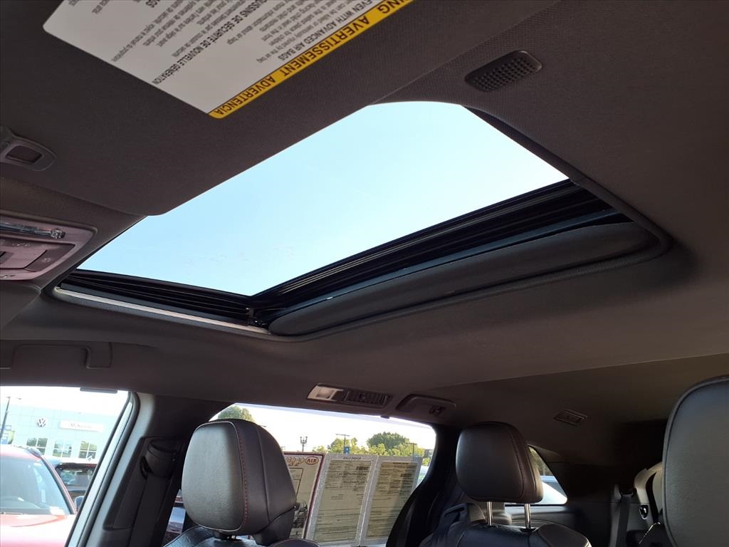 2021 Toyota Sienna XSE photo 21