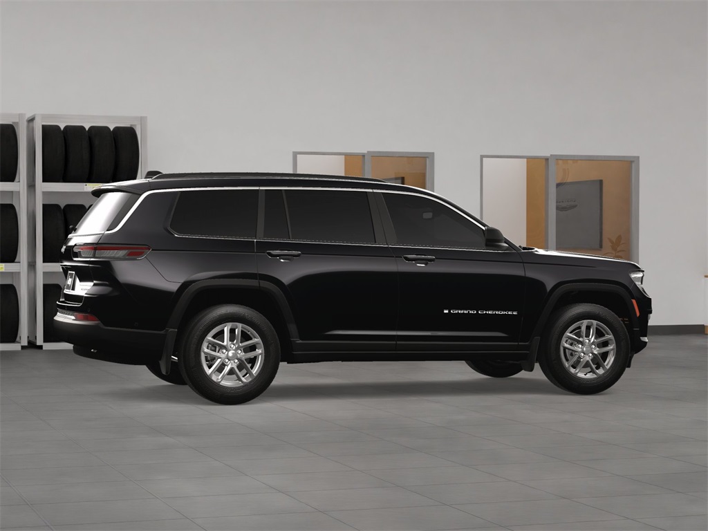 2025 Jeep Grand Cherokee Laredo X photo 5