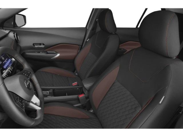 2021 Nissan Kicks SR photo 8