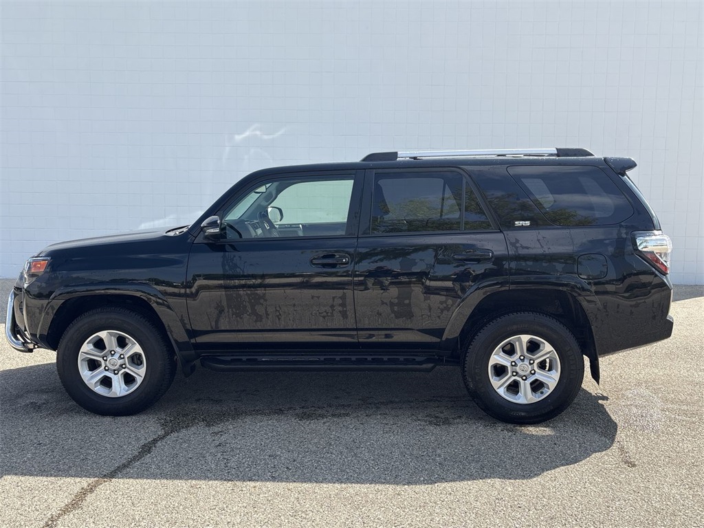 2021 Toyota 4Runner SR5 Premium photo 10