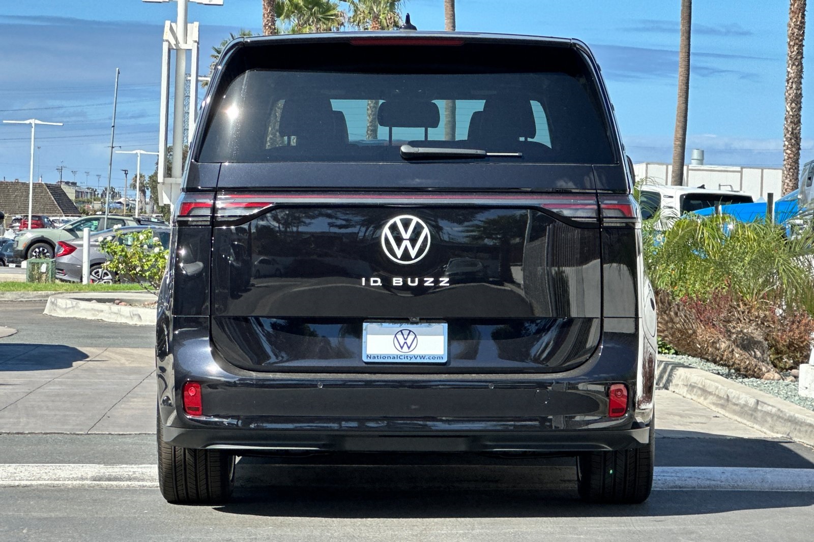 2025 Volkswagen ID. Buzz Pro S photo 6