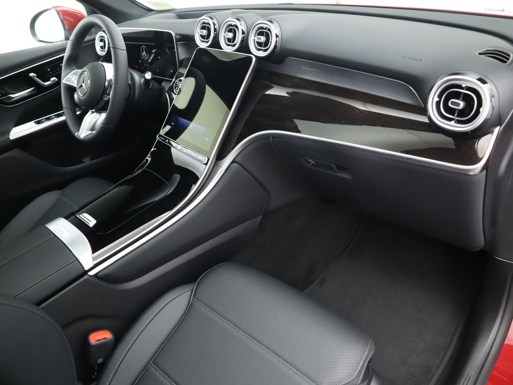 2026 Mercedes Benz GLC 300 photo 19