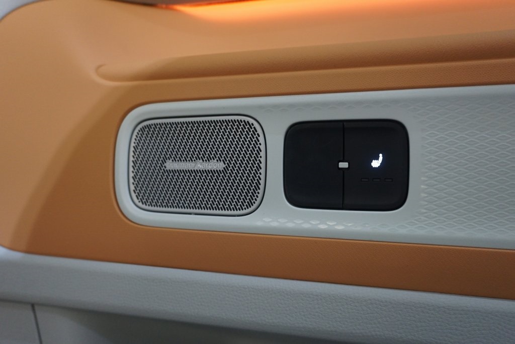 2025 Volkswagen ID. Buzz photo 31