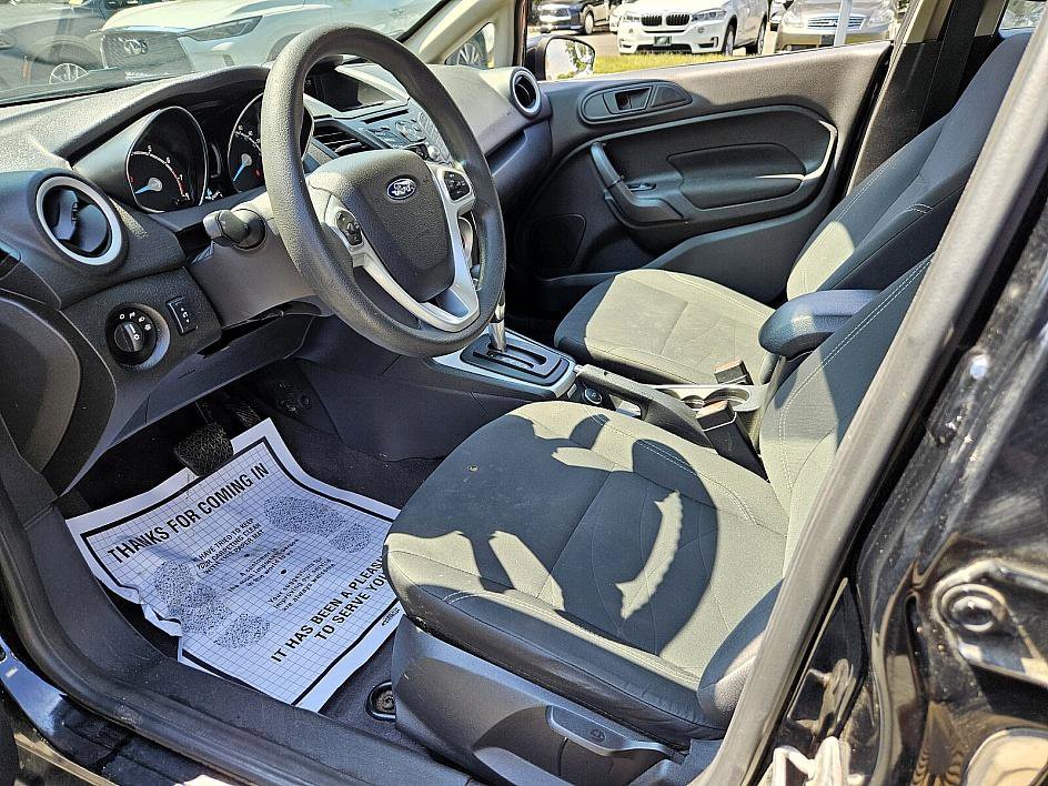 2019 Ford Fiesta SE photo 7