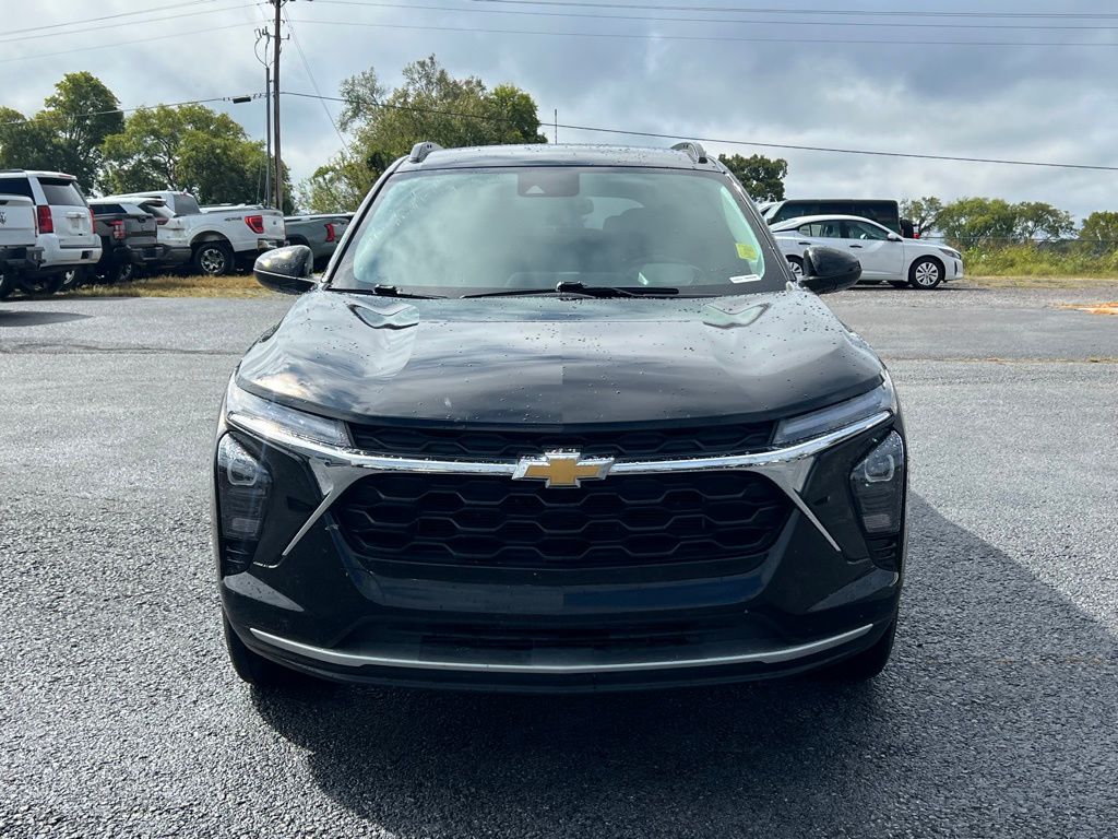 2024 Chevrolet Trax LT photo 9