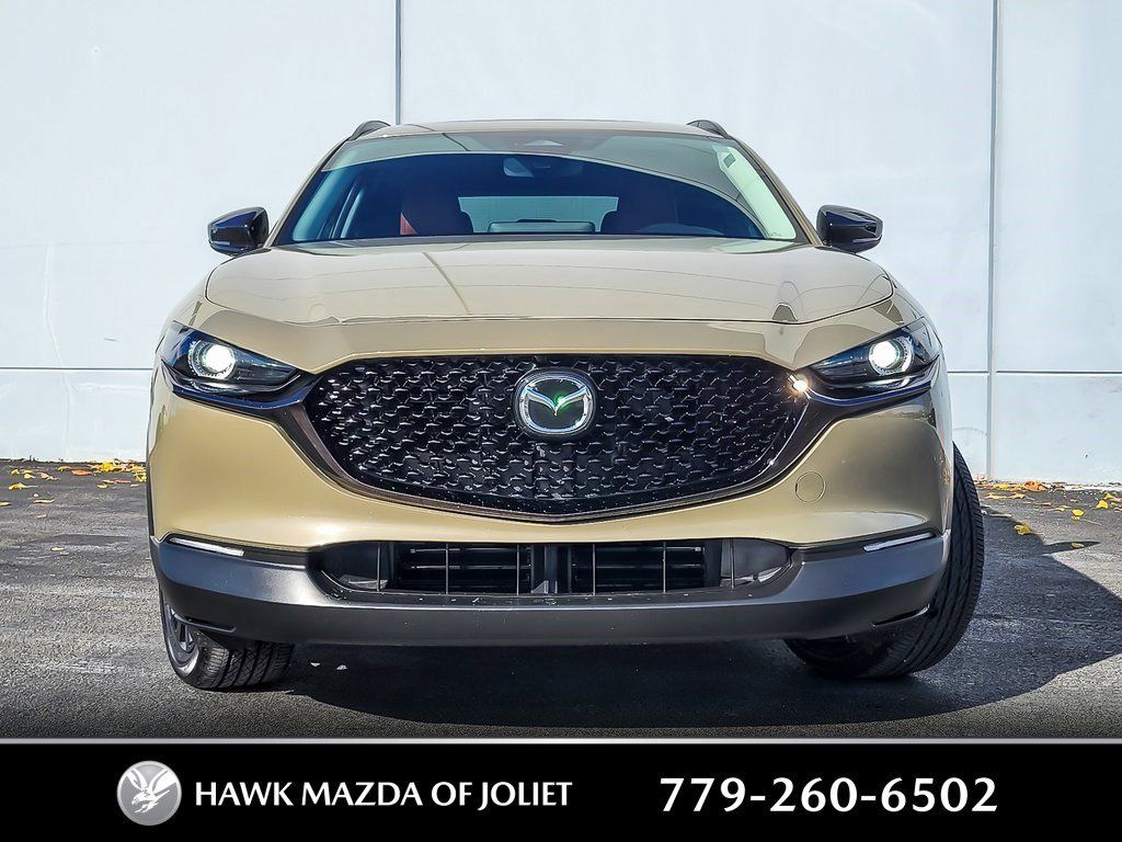 2025 MAZDA CX-30 - Image 4