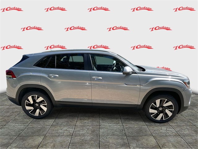 2026 Volkswagen Atlas Cross Sport SE Technology photo 2