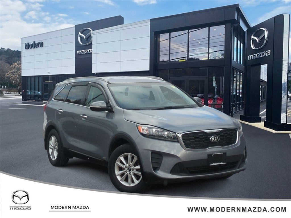 2019 Kia Sorento LX's photo