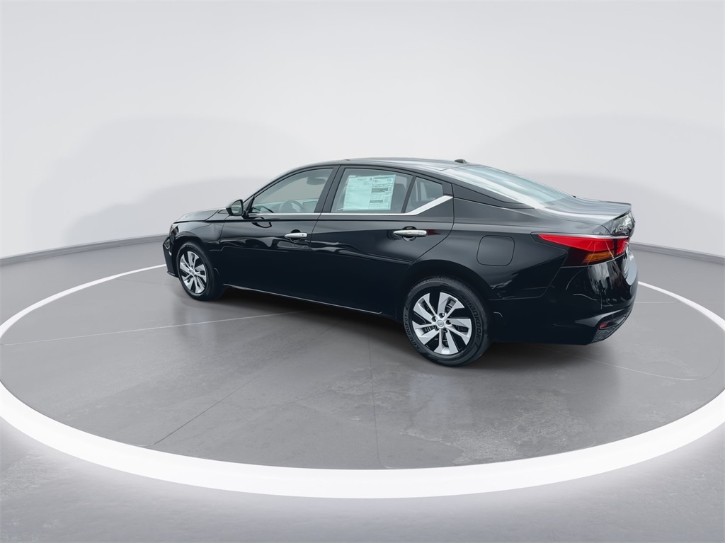 2025 Nissan Altima 2.5 S photo 6