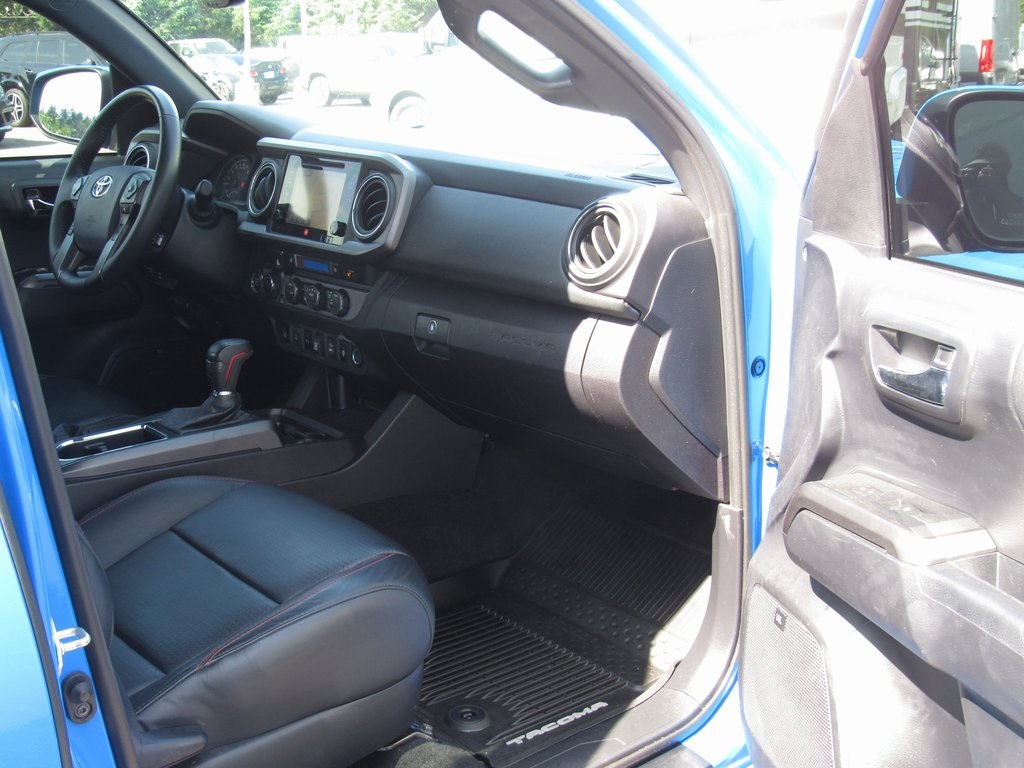 2019 Toyota Tacoma TRD Pro photo 19